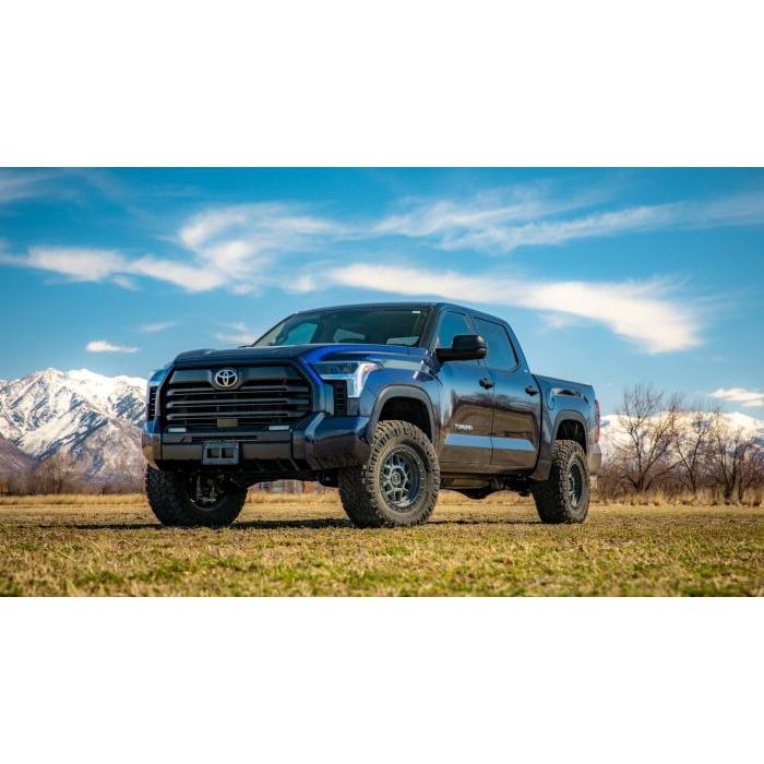 Hot! 2022 - 2024 Toyota Tundra 3' SST Lift Kit with CV Axles (69 - 52311)